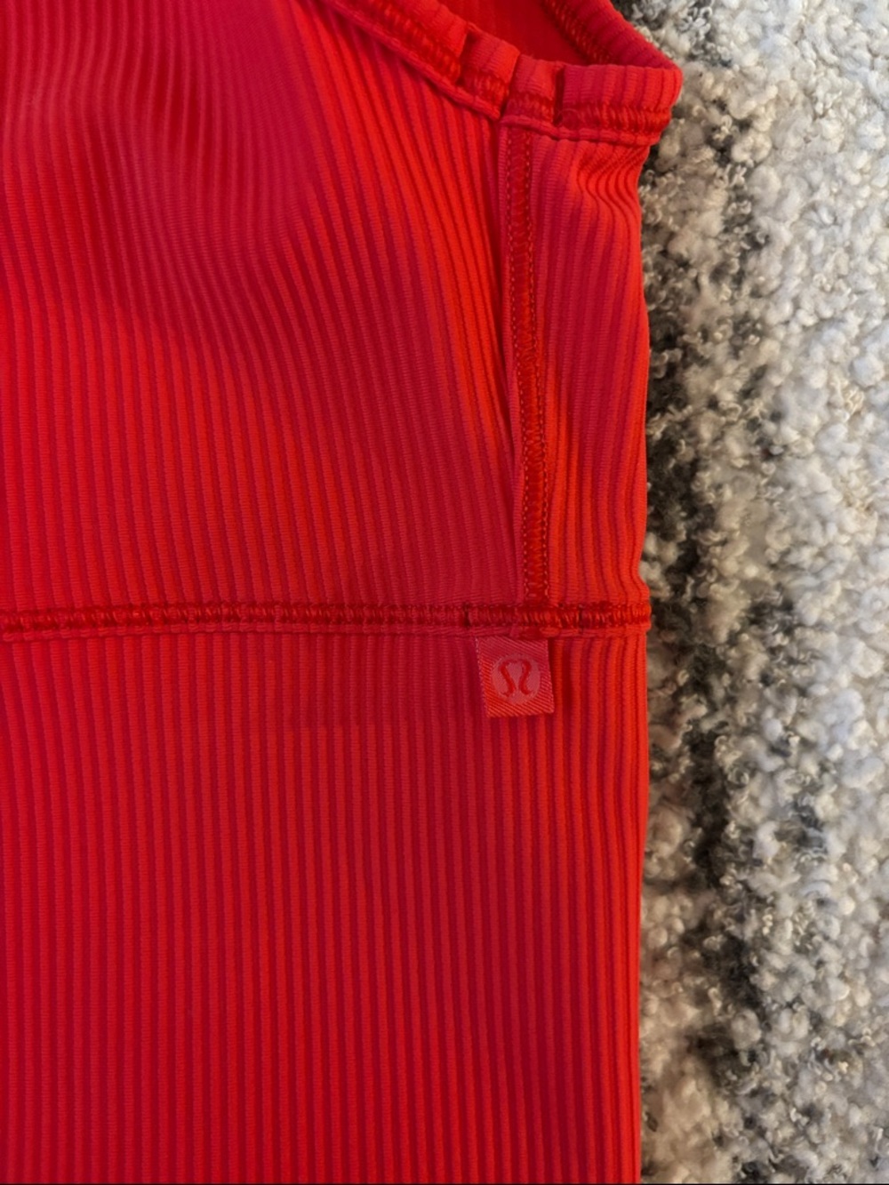 Lululemon Red Ribbed Cropped Tank Top - Picture 5 of 5